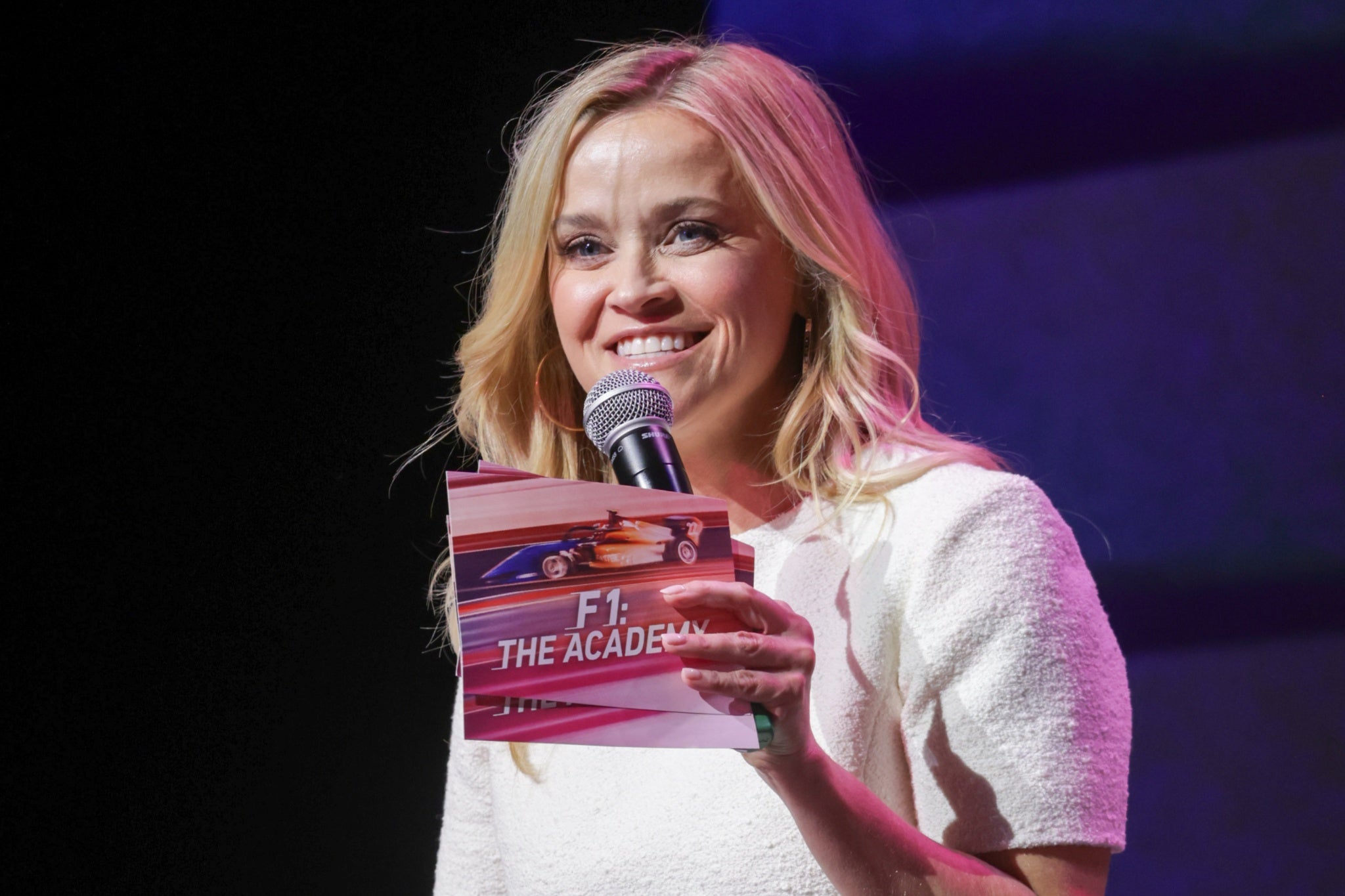 Witherspoon recently spoke out about a rumored feud between her and actor Kate Winslet to deny the rumors