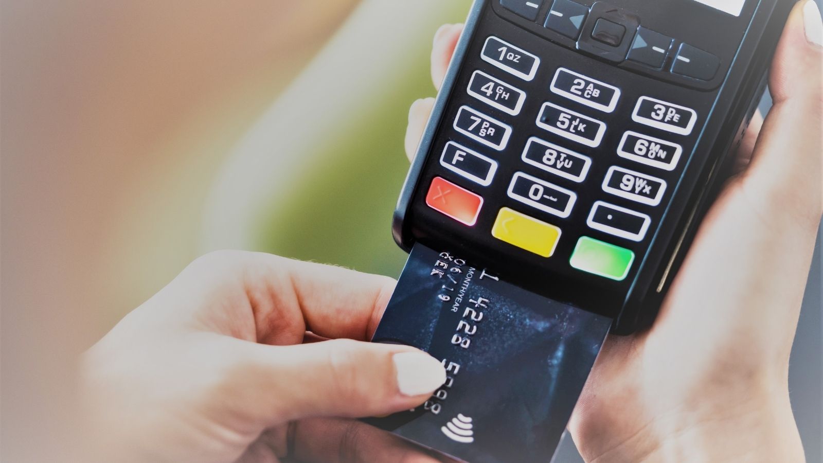 This European Nation Is The World’s First Cashless Country This European Nation Is The World’s First Cashless Country