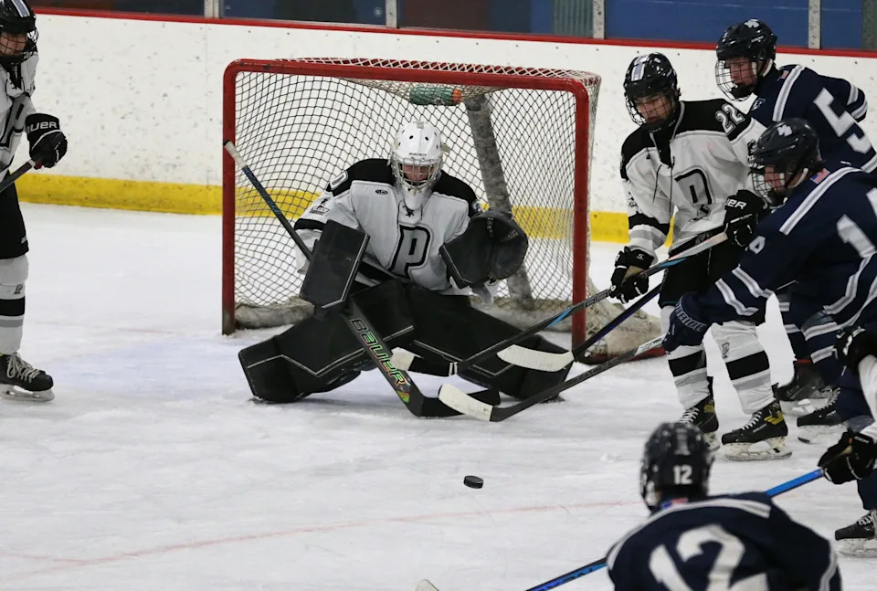 Michael Bessette, Pilgrim boys hockey